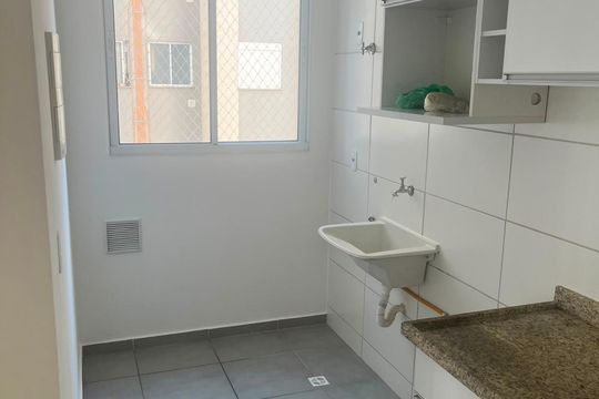 Área de serviço de apartamento para alugar com 2 quartos, 52m² em Jardim Sao Sebastiao, Hortolândia