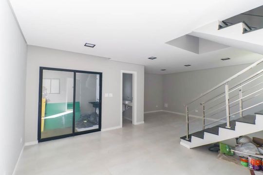 Sala/Cozinha de casa de condomínio à venda com 3 quartos, 96m² em Novo Mundo, Curitiba