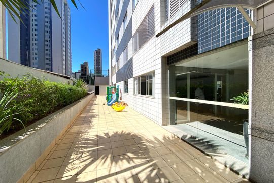 Área comum de apartamento à venda com 4 quartos, 140m² em Centro, Belo Horizonte