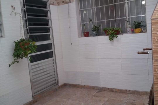 Área externa de casa para alugar com 3 quartos, 180m² em Brás, São Paulo