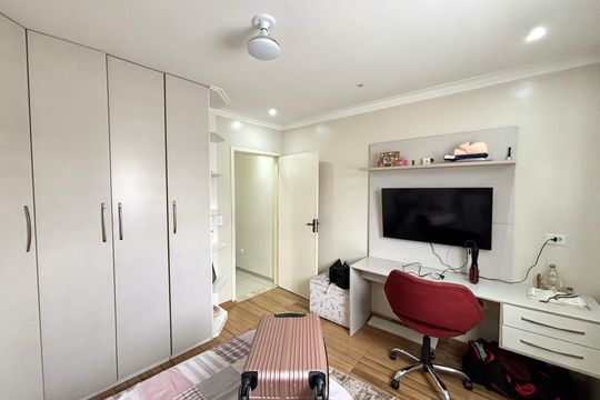 Quarto 1 de casa para alugar com 3 quartos, 130m² em Jardim Angelina, Ferraz de Vasconcelos