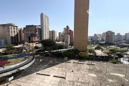 Vista  de apartamento à venda com 2 quartos, 88m² em Funcionários, Belo Horizonte