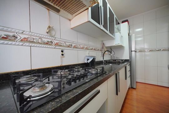Cozinha de apartamento para alugar com 2 quartos, 55m² em Areias, São José