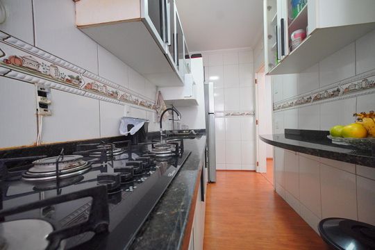 Cozinha de apartamento para alugar com 2 quartos, 55m² em Areias, São José