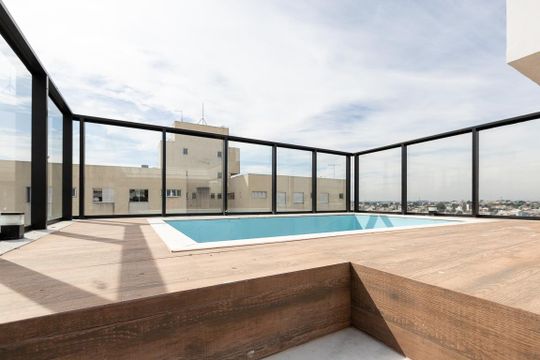 Área comum - Piscina de kitnet/studio à venda com 1 quarto, 20m² em Água Verde, Curitiba