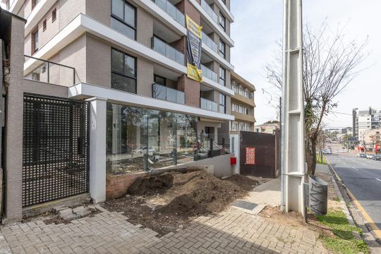 Fachada de kitnet/studio à venda com 1 quarto, 20m² em Água Verde, Curitiba