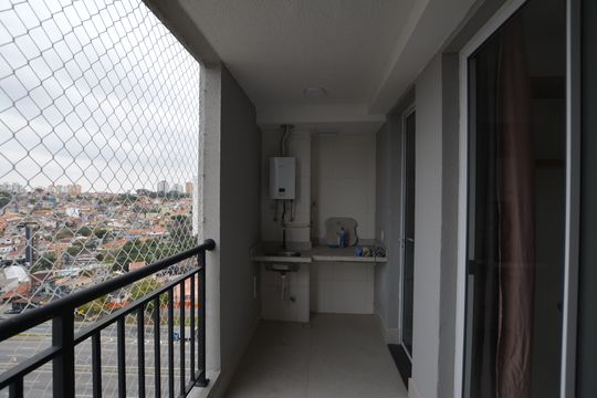 VARANDA de apartamento para alugar com 2 quartos, 49m² em Jardim Peri Peri, São Paulo