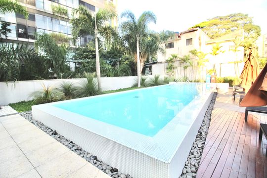 Área comum - Piscina de apartamento para alugar com 1 quarto, 33m² em Vila Madalena, São Paulo