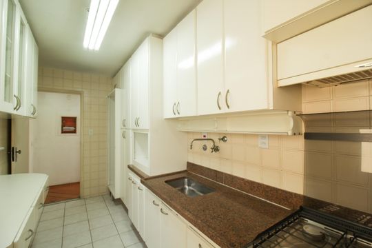 Cozinha de apartamento à venda com 3 quartos, 74m² em Piqueri, São Paulo