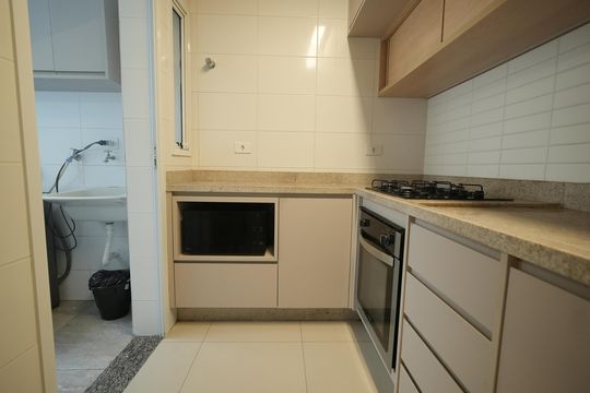 Cozinha de apartamento para alugar com 2 quartos, 65m² em Vila Valparaíso, Santo André