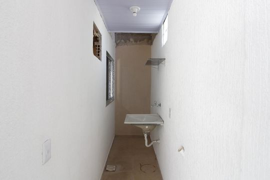 Área de Serviço de apartamento para alugar com 1 quarto, 35m² em Jardim Olinda, Cabo Frio