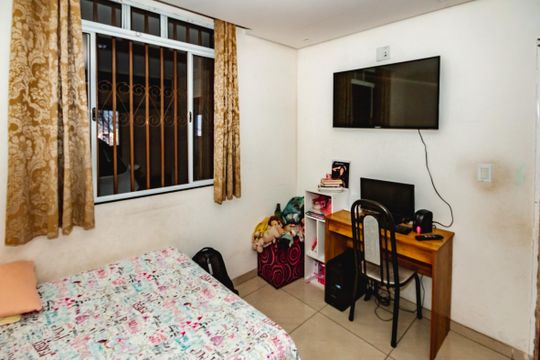 Quarto 3 de casa para alugar com 4 quartos, 150m² em Europa, Belo Horizonte