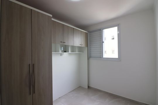 Quarto 1 de apartamento para alugar com 2 quartos, 48m² em Planalto, São Bernardo do Campo