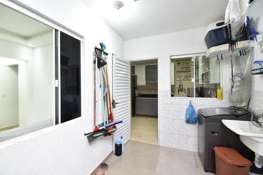 Área de Serviço de casa para alugar com 3 quartos, 130m² em Parque da Fonte, São José dos Pinhais