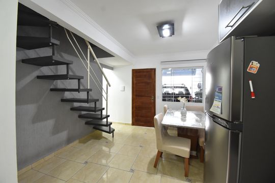 Sala/Cozinha de casa para alugar com 3 quartos, 130m² em Parque da Fonte, São José dos Pinhais