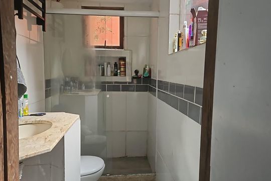 Banheiro de casa para alugar com 2 quartos, 300m² em Vargem Grande, Rio de Janeiro