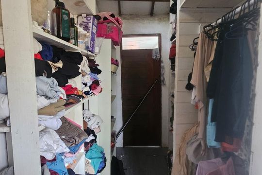 Quarto de casa para alugar com 2 quartos, 300m² em Vargem Grande, Rio de Janeiro