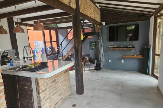 Sala de casa para alugar com 2 quartos, 300m² em Vargem Grande, Rio de Janeiro