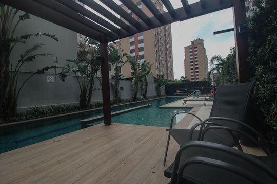 Área comum - Piscina de apartamento para alugar com 1 quarto, 40m² em Partenon, Porto Alegre