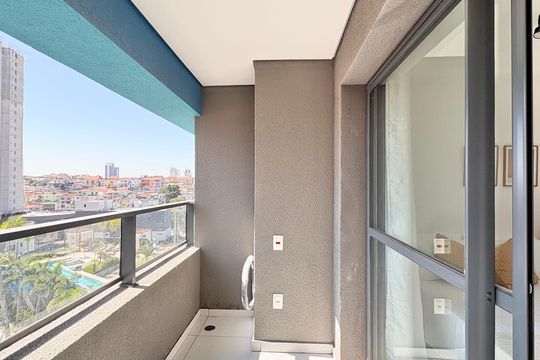 Varanda de kitnet/studio à venda com 1 quarto, 26m² em Vila Primavera, São Paulo