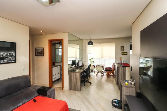 Sala de apartamento à venda com 2 quartos, 62m² em Vila Dom Pedro I, São Paulo