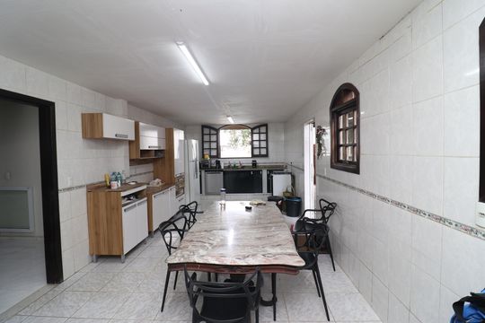 Cozinha de casa para alugar com 4 quartos, 540m² em Freguesia (ilha do Governador), Rio de Janeiro