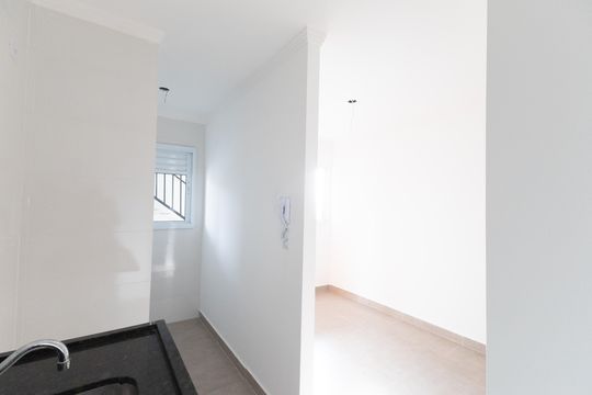 Cozinha de apartamento para alugar com 1 quarto, 28m² em Parada Inglesa, São Paulo