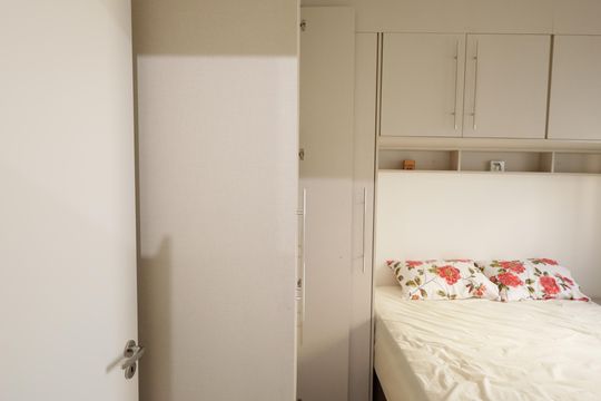 Quarto 1 de apartamento para alugar com 2 quartos, 33m² em Vila Santa Catarina, São Paulo