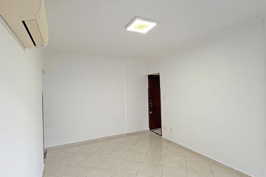 Sala de apartamento para alugar com 3 quartos, 99m² em Ponta da Praia, Santos