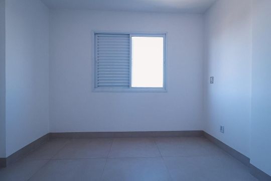 Apartamento para alugar com 3 quartos, 86m² em Vila Lucy, Goiânia