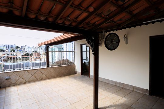 Cobertura de apartamento para alugar com 4 quartos, 185m² em Cidade Nova, Belo Horizonte