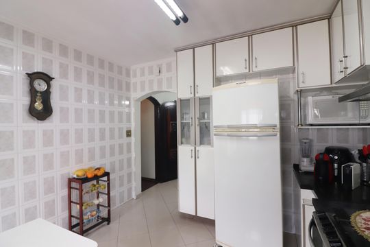 Cozinha de casa à venda com 3 quartos, 120m² em Vila Caminho do Mar, São Bernardo do Campo