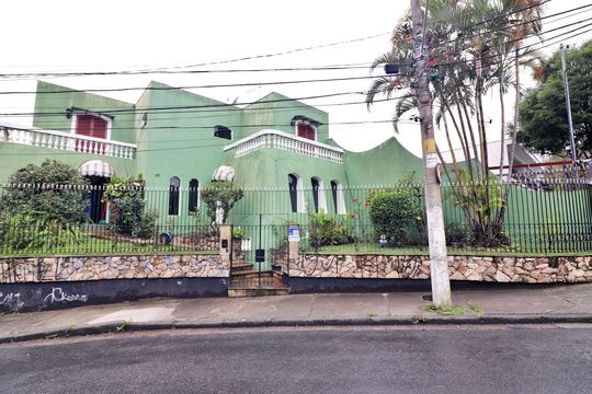Fachada de casa à venda com 3 quartos, 120m² em Vila Caminho do Mar, São Bernardo do Campo