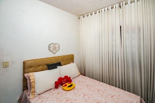 Quarto 1 de casa à venda com 2 quartos, 360m² em São Benedito, Belo Horizonte