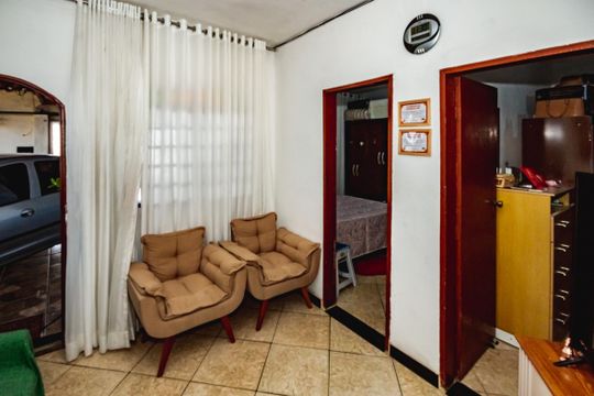Sala de casa à venda com 2 quartos, 360m² em São Benedito, Belo Horizonte