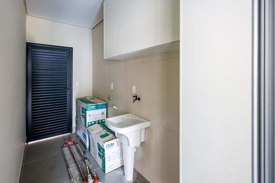 Lavanderia de casa de condomínio à venda com 3 quartos, 300m² em Loteamento Park Gran Reserve, Indaiatuba