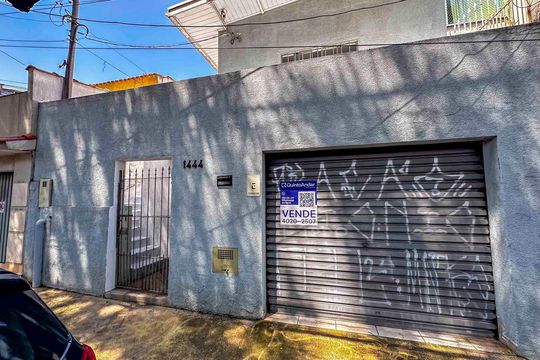 Fachada de casa à venda com 4 quartos, 232m² em Vila Homero Thon, Santo André