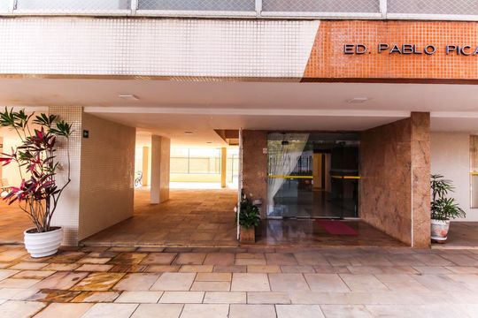Entrada de apartamento à venda com 3 quartos, 160m² em Mooca, São Paulo