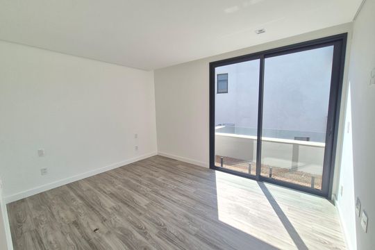 Banheiro de casa de condomínio à venda com 3 quartos, 335m² em Residencial Parque dos Alecrins, Campinas