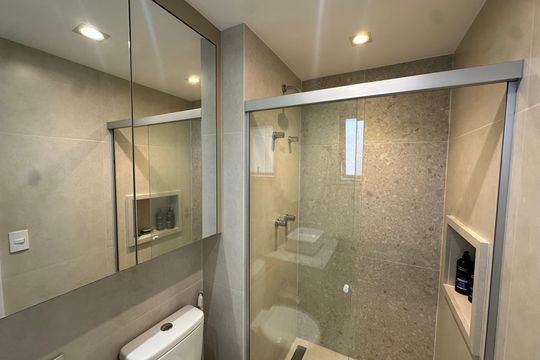 Banheiro 3 de apartamento à venda com 3 quartos, 100m² em Jardim das Acacias, São Paulo