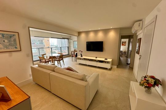 Apartamento à venda com 3 quartos, 100m² em Jardim das Acacias, São Paulo