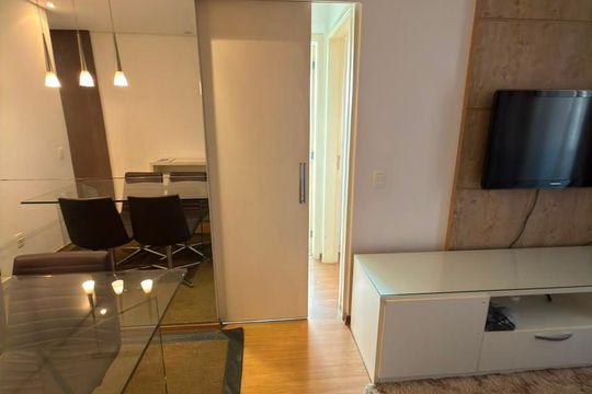 Sala de apartamento para alugar com 2 quartos, 68m² em Aclimação, São Paulo