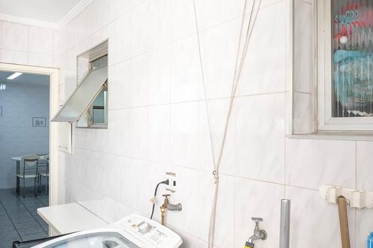 Área de serviço de apartamento para alugar com 3 quartos, 120m² em Santa Paula, São Caetano do Sul