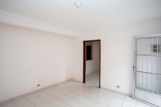 Casa 3 - Sala de casa à venda com 4 quartos, 280m² em Vila Guacuri, Diadema