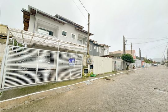 Casa para alugar com 2 quartos, 68m² em São João do Rio Vermelho, Florianópolis