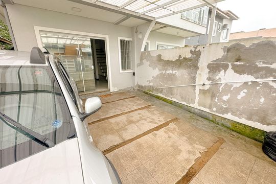 Garagem de casa para alugar com 2 quartos, 68m² em São João do Rio Vermelho, Florianópolis