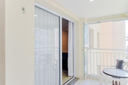 Varanda  de apartamento à venda com 3 quartos, 114m² em Vila Santo Antonio, Guarulhos