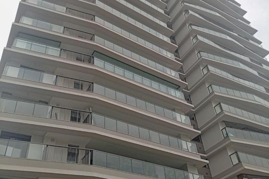 Fachada de apartamento à venda com 3 quartos, 168m² em Brooklin, São Paulo