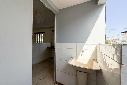 Área de Serviço de casa para alugar com 2 quartos, 40m² em Vila Basileia, São Paulo