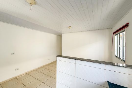 Sala/Cozinha de casa para alugar com 2 quartos, 40m² em Vila Basileia, São Paulo